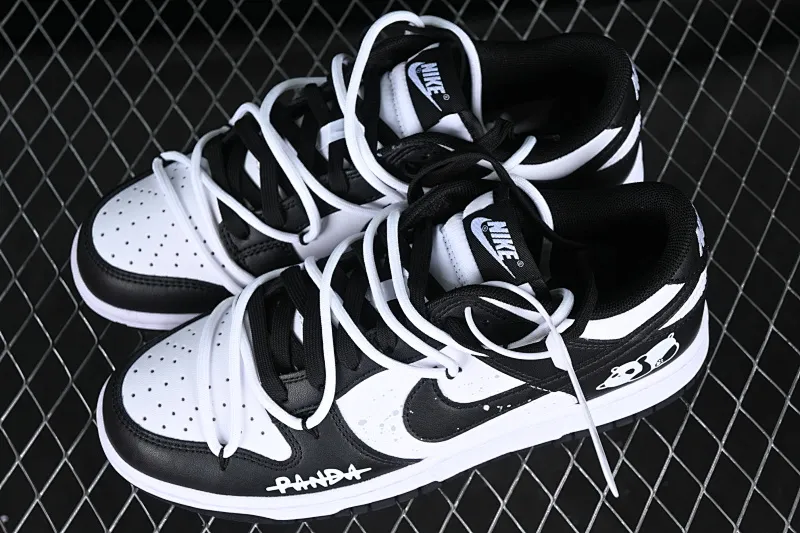 All categories Nk SB Dunk series Nk SB Dunk Low low-top sneakers CS version Nk Dunk Low "Panda" black and white panda customized version of deconstructed strap casual sneakers CW1590-100